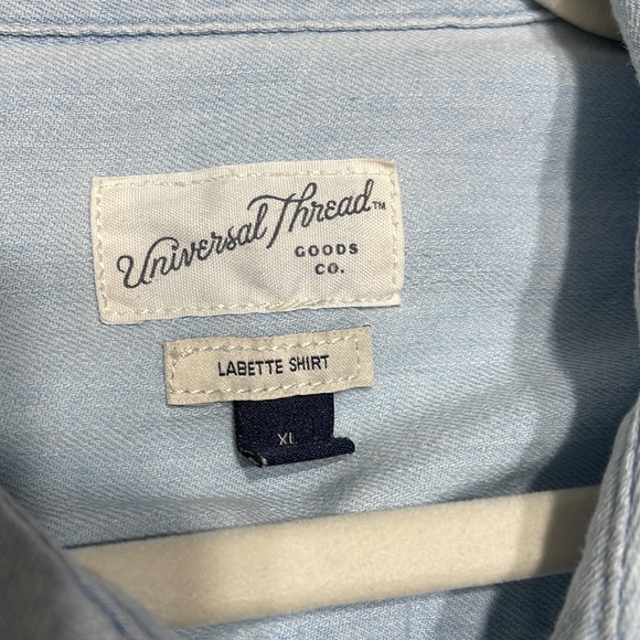 Universal Thread Chambray Button Down - XL - Picture 8 of 8